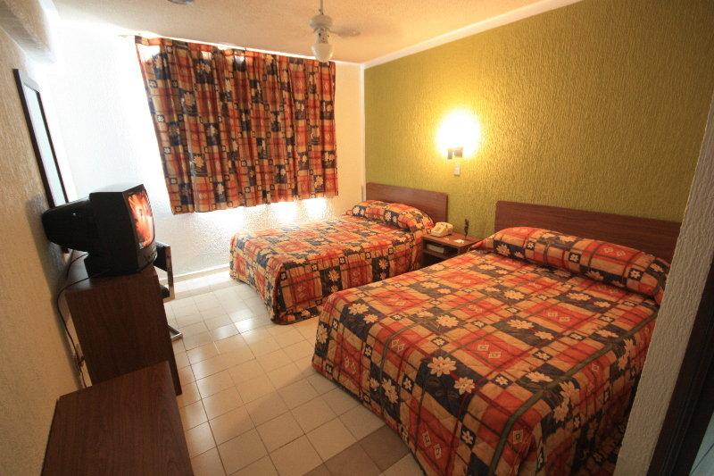 Hotel Terranova ليون المظهر الخارجي الصورة