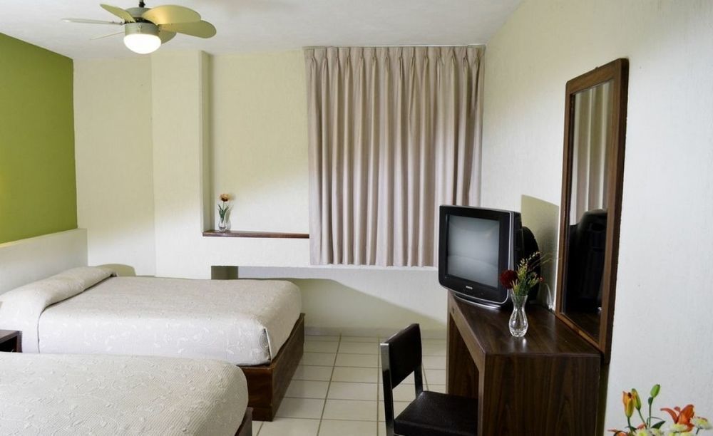 Hotel Terranova ليون المظهر الخارجي الصورة